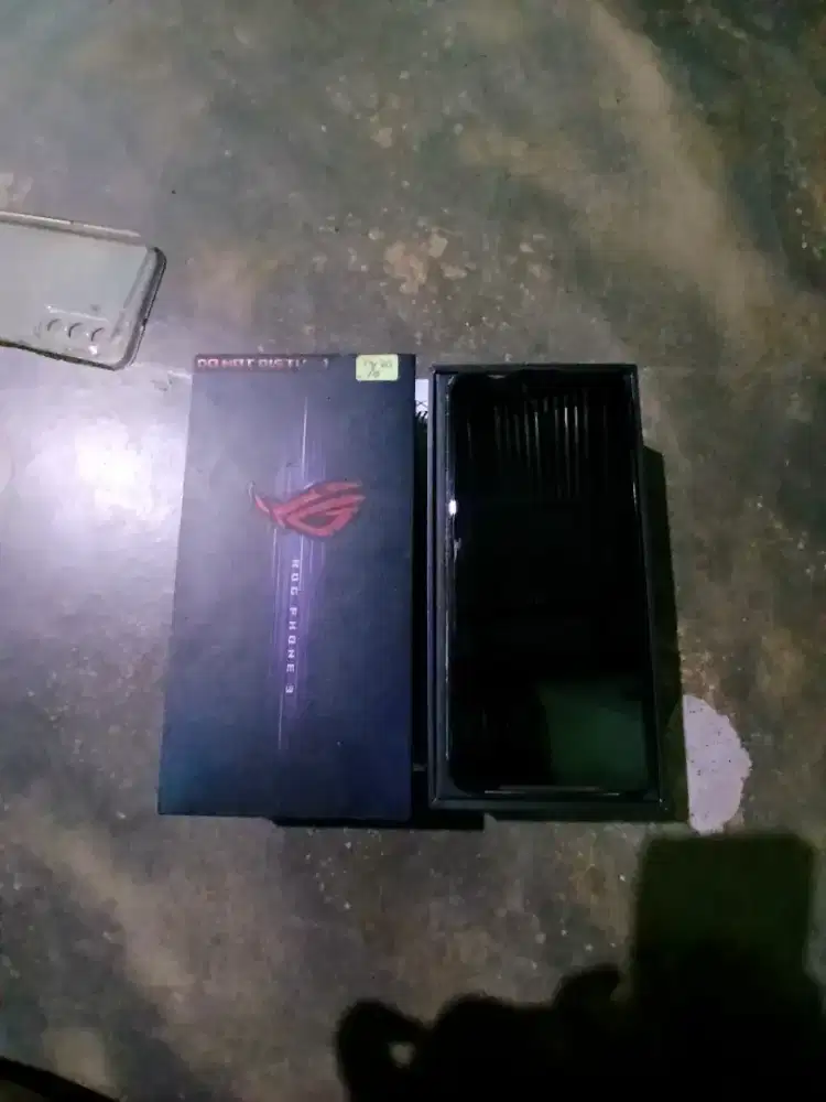 JUAL ROG PHONE 3