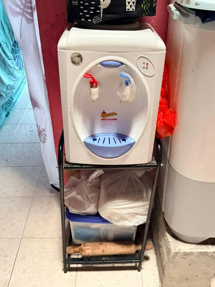 Dispenser msih fungsi masih panass