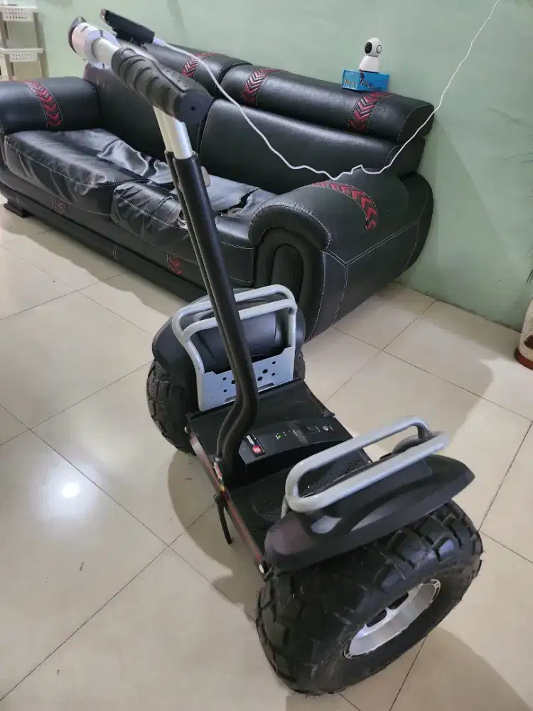 Jual skuter listrik roda 2 ada gagang,bisa buat golf dan berkebun