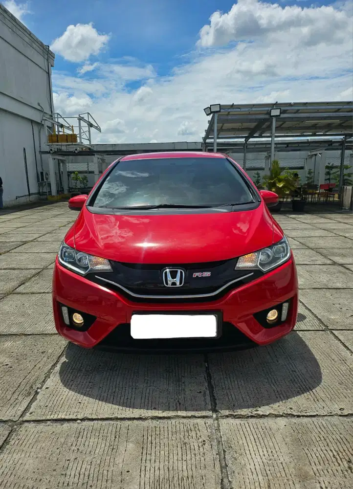 Honda Jazz RS 1.5 vtech matic tahun 2015 Merah