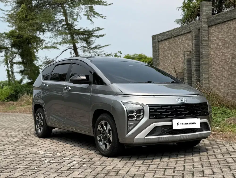 Hyundai Stargazer 2023 / 2022 Prime Matic Murah Bekas Surabaya Kredit