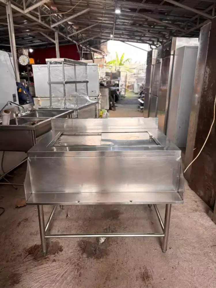 ICE BIN STATION 

Ukuran 100x82x85
Lubang ice bin 80x45x25