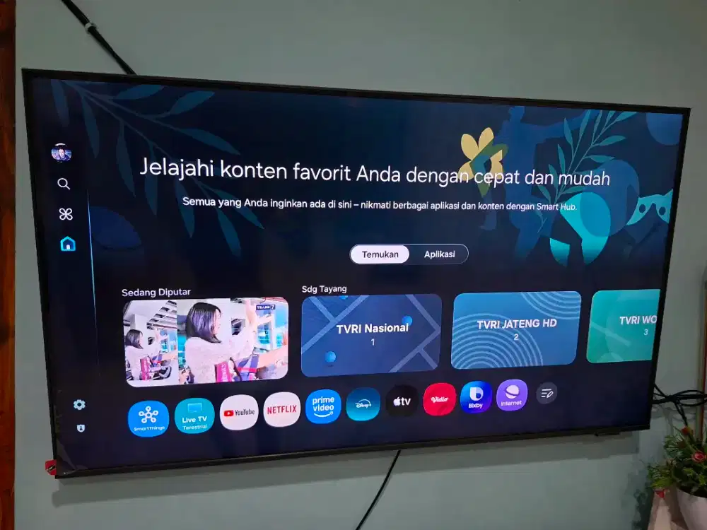 Samsung smart tv 43 inch 43UE100F Crystal UHD