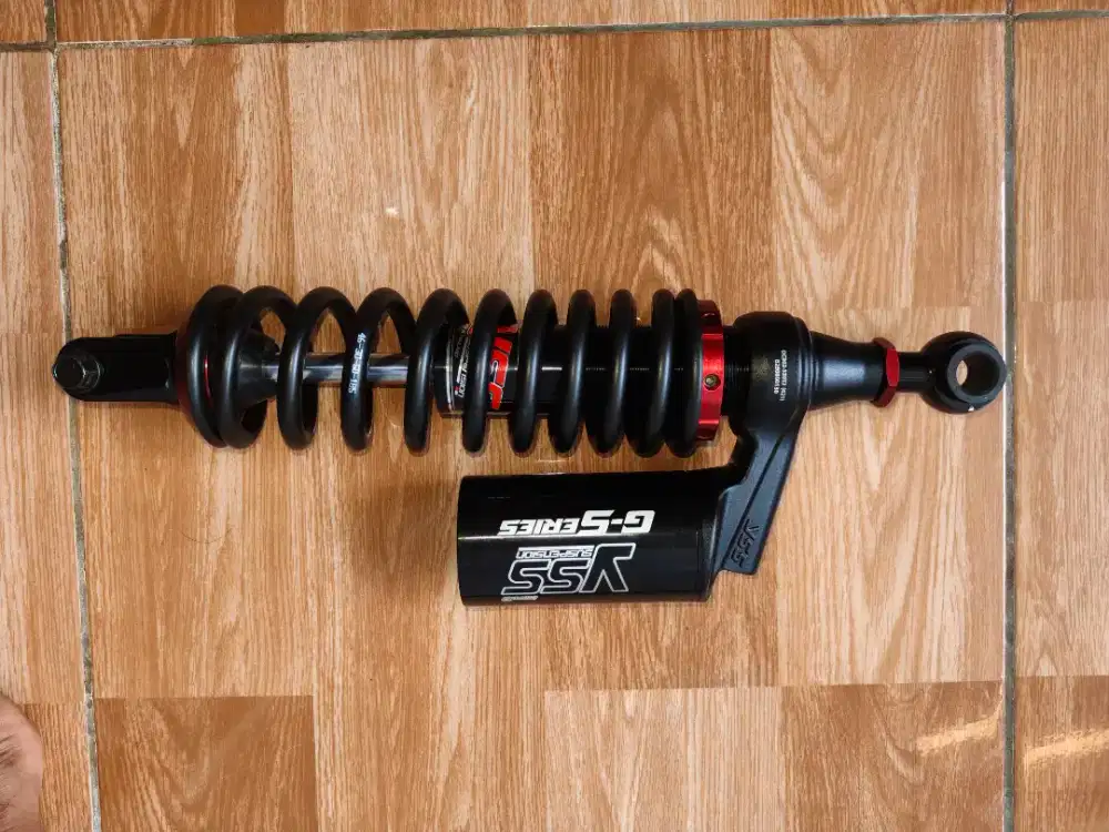 YSS Single Shock G-Plus Smooth Black Series OC302-330TJ for Vario 125