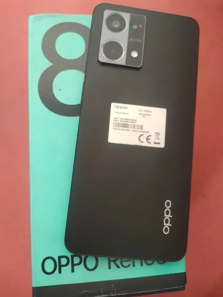 Oppo Reno 8 (8/256)