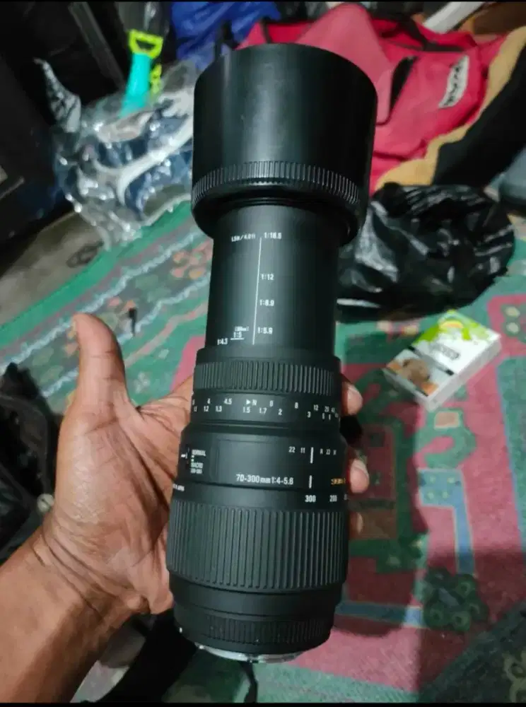 Lensa sigma 70 - 300 mm to sony mount A