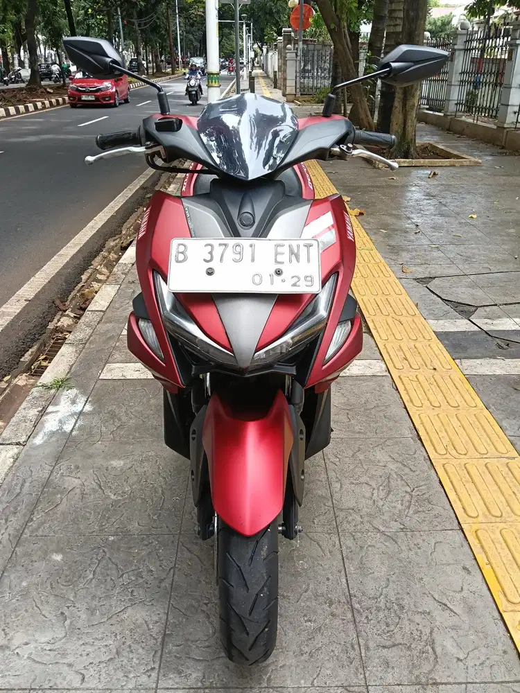 DIJUAL CASH YAMAHA AEROX OLD THN 2018 PAJAK IDUP SIAP PAKAI