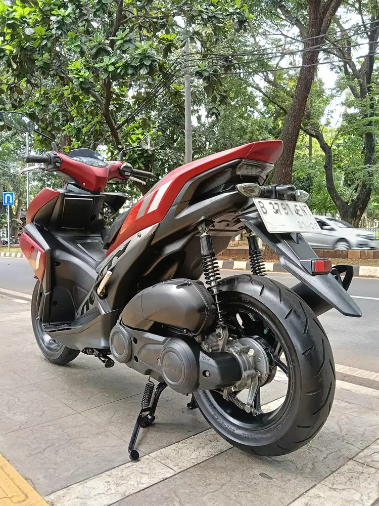 DIJUAL CASH YAMAHA AEROX OLD THN 2018 PAJAK IDUP SIAP PAKAI