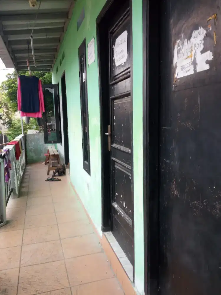 Di kontrakan rumah 600.000