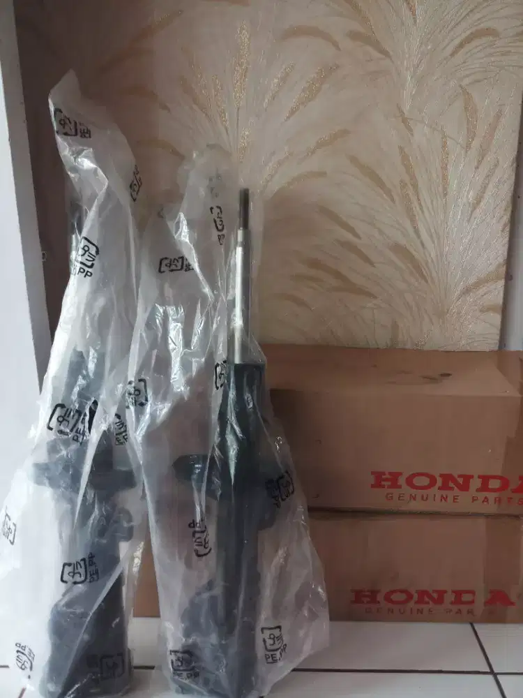 Shockbreaker depan Honda HRV 2015-2019 kondisi baru