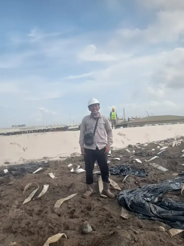 Site Engineer Siap Bekerja