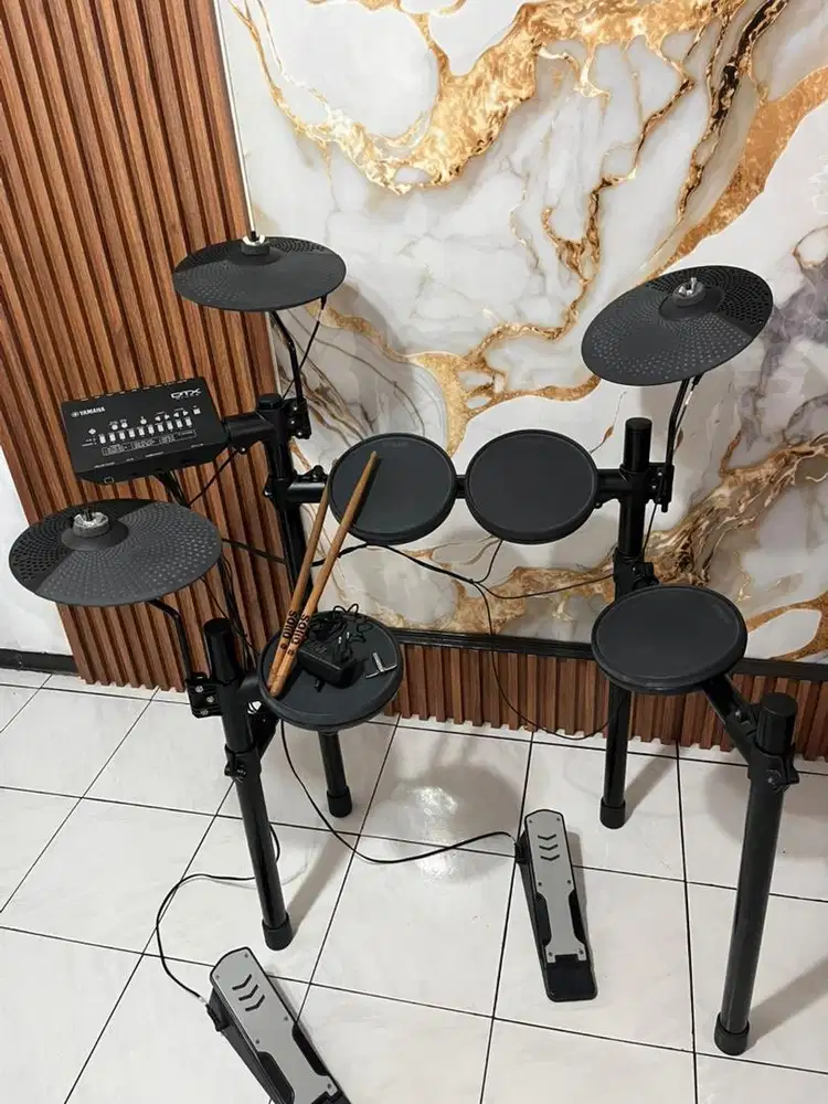 Drum elektrik yamaha dtx 402