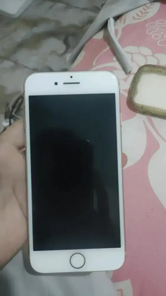 iPhone 8 basic 256 zpa