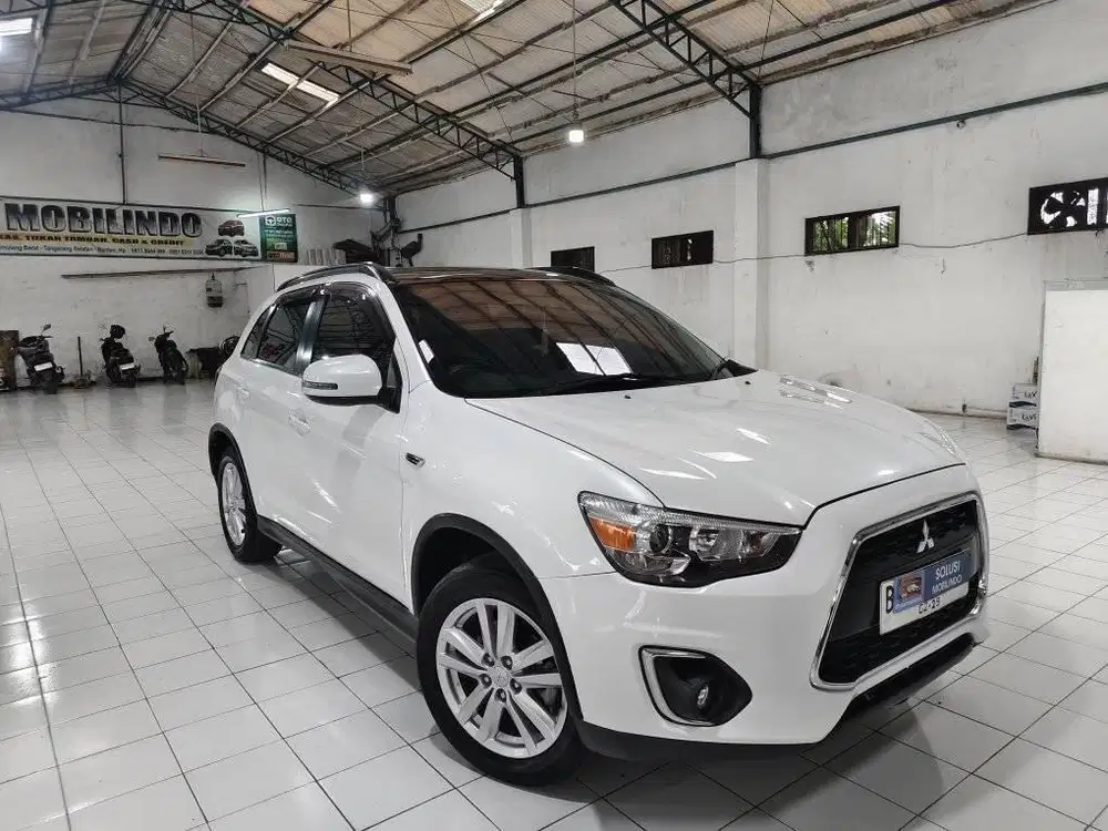 Mitsubishi OUTLANDER SPORT PX 2.0 Bensin AT 2017 Putih