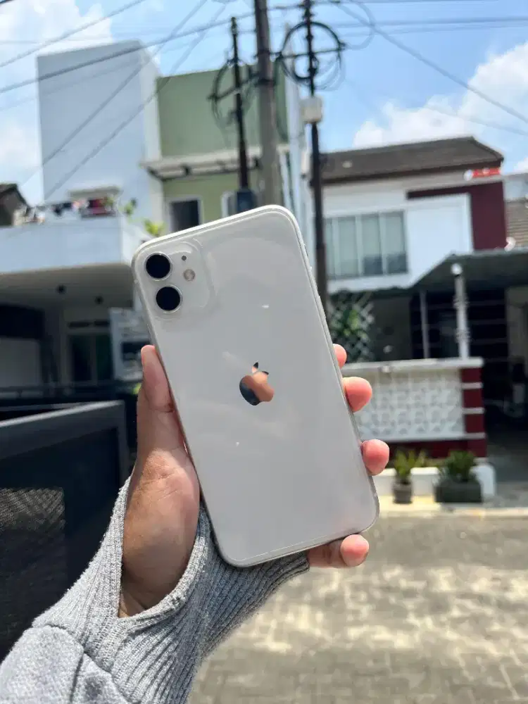 iPhone 11 128gb Inter Beacukai - Sinyal Aman Permanen