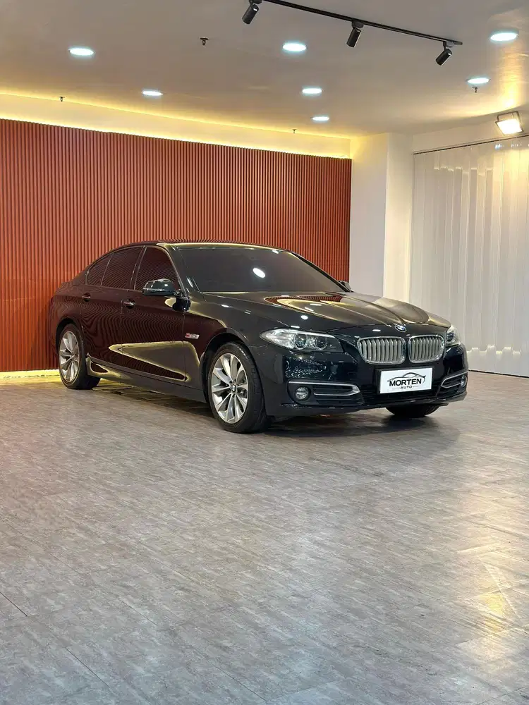 BMW 520i Modern F10 2014 Odo 40 Ribu Record Antik Bergaransi 1 Tahun