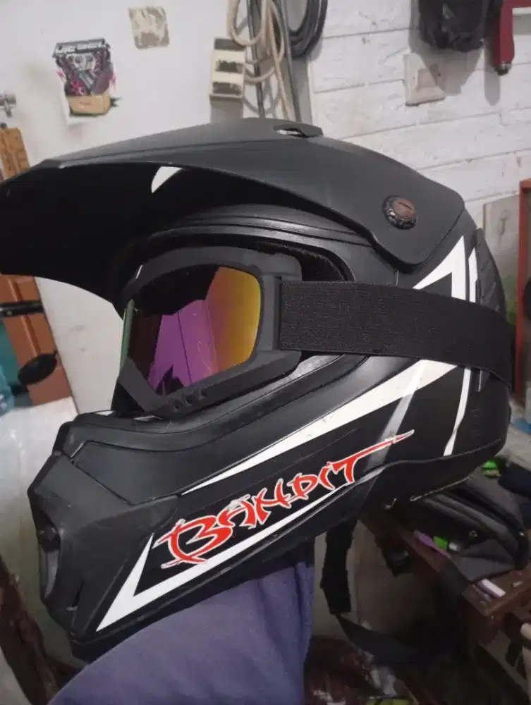 Helm Xabre original