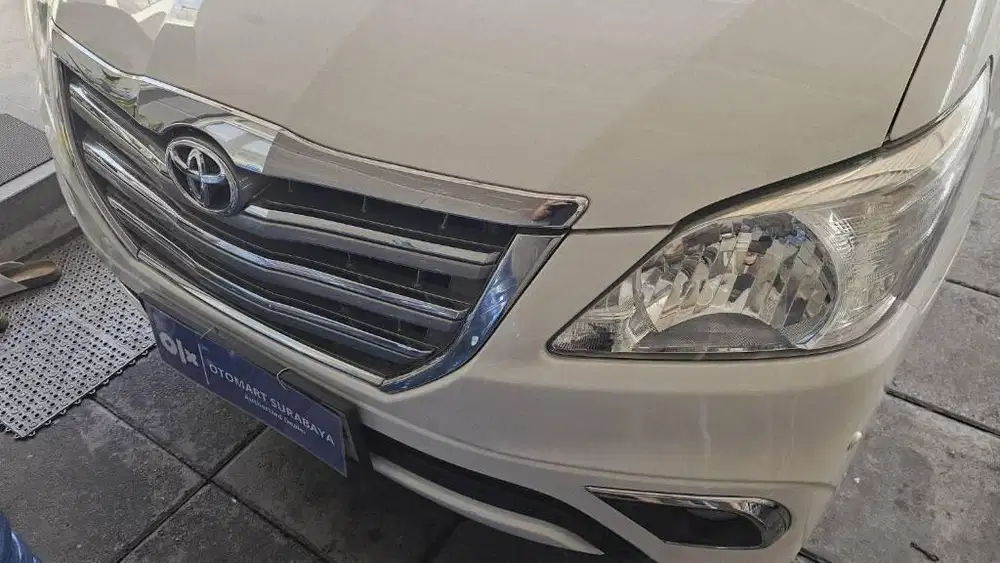 INNOVA 2015 GRAND V AT PUTIH JL.KENJERAN OTOMART SURABAYA