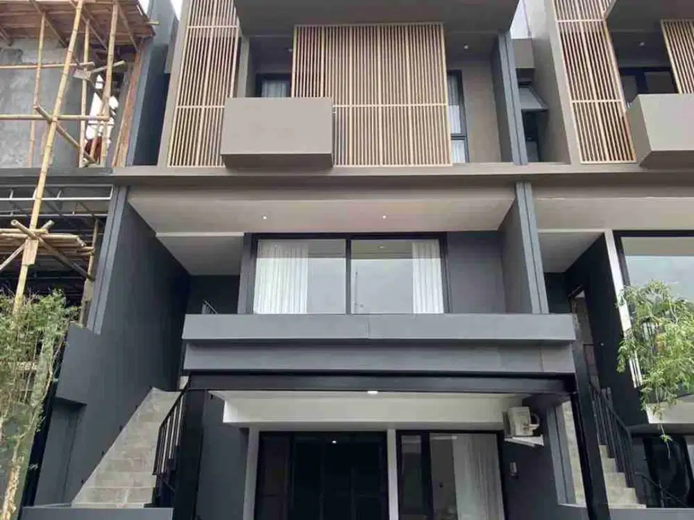Hunian berkonsep *Double decker* di kawasan elite Jakarta Selatan