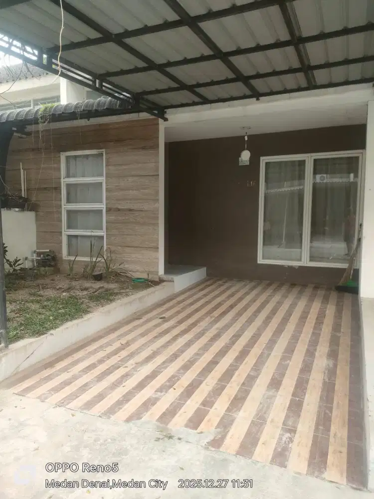 Disewakan Rumah Halton Place L-16