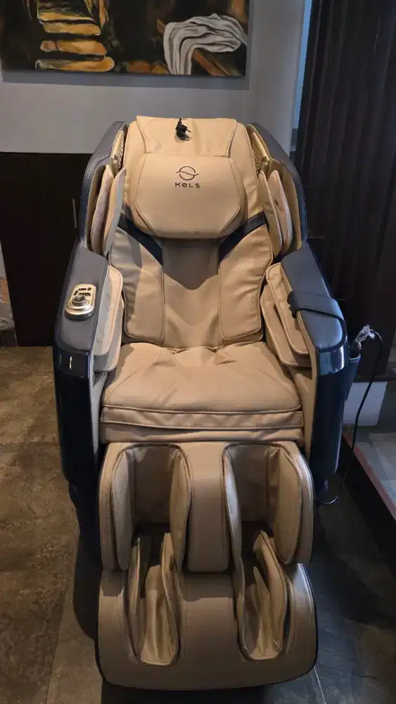 Kursi Pijat merk Alice 2.0 Massage chair Navy