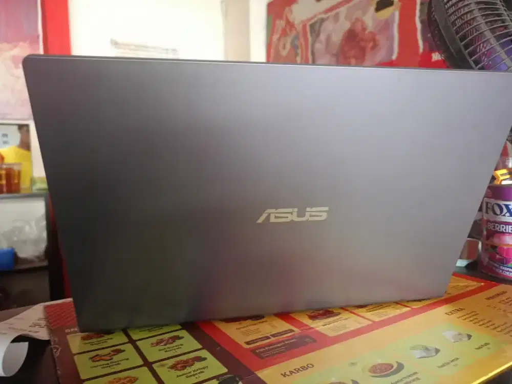 Dijual cepat leptop asus