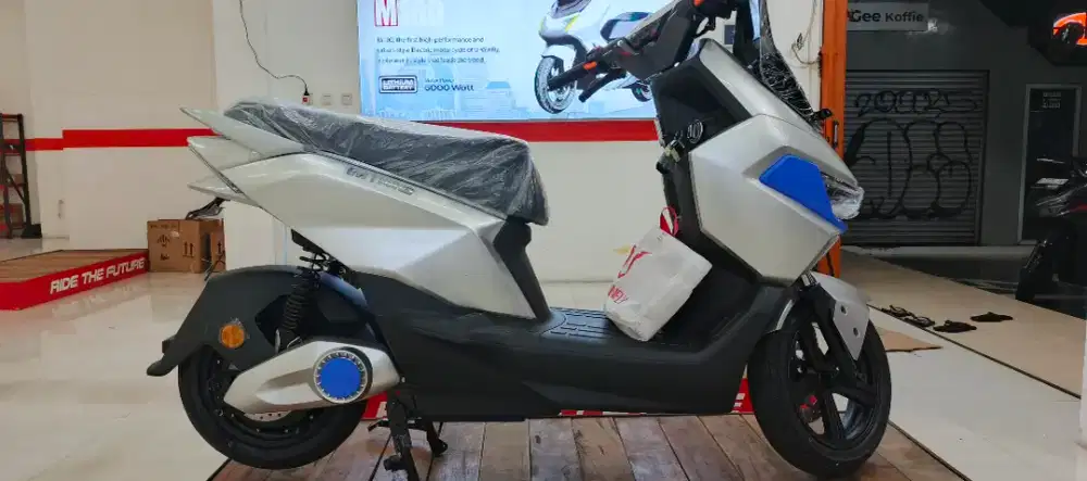 New Arrival !!! Uwinfly M110G