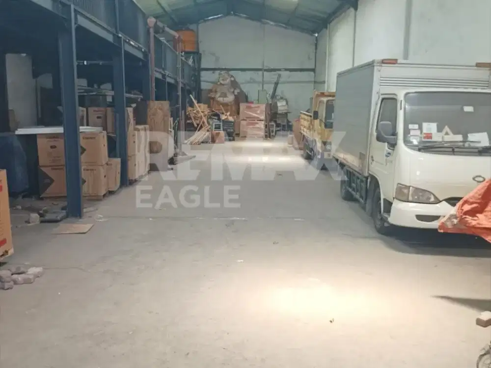 Dijual Gudang Jl. Margomulyo Permai