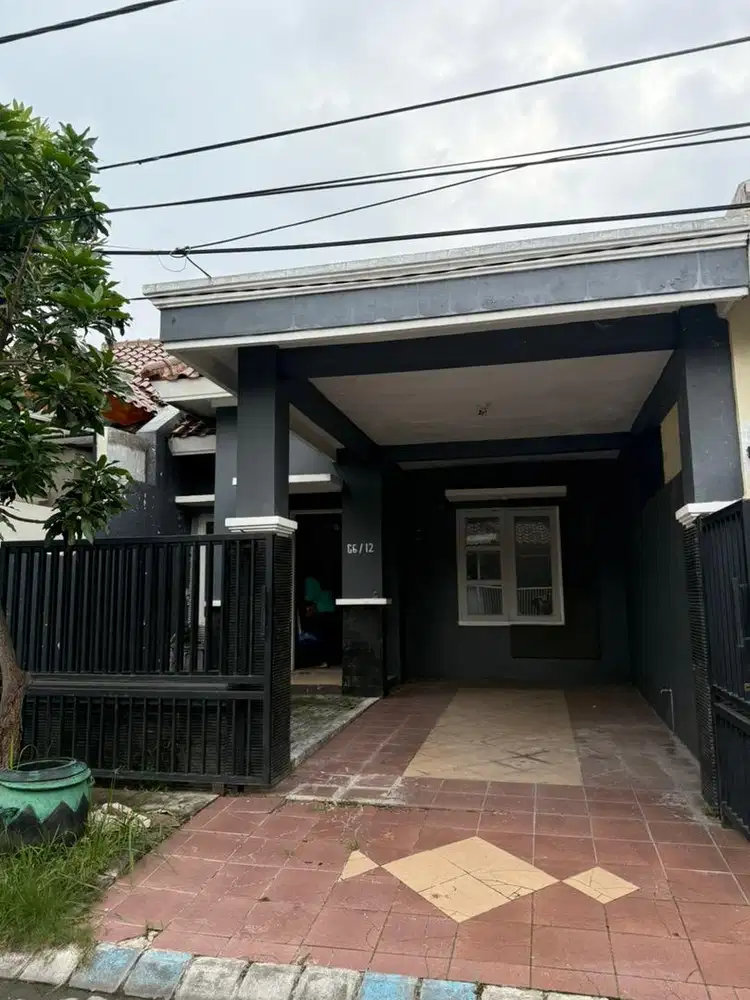 Disewakan rumah asri di perumahan purimas