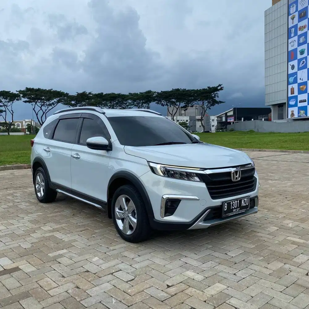 HONDA BRV E CVT 2022 AT MATIC GANJIL