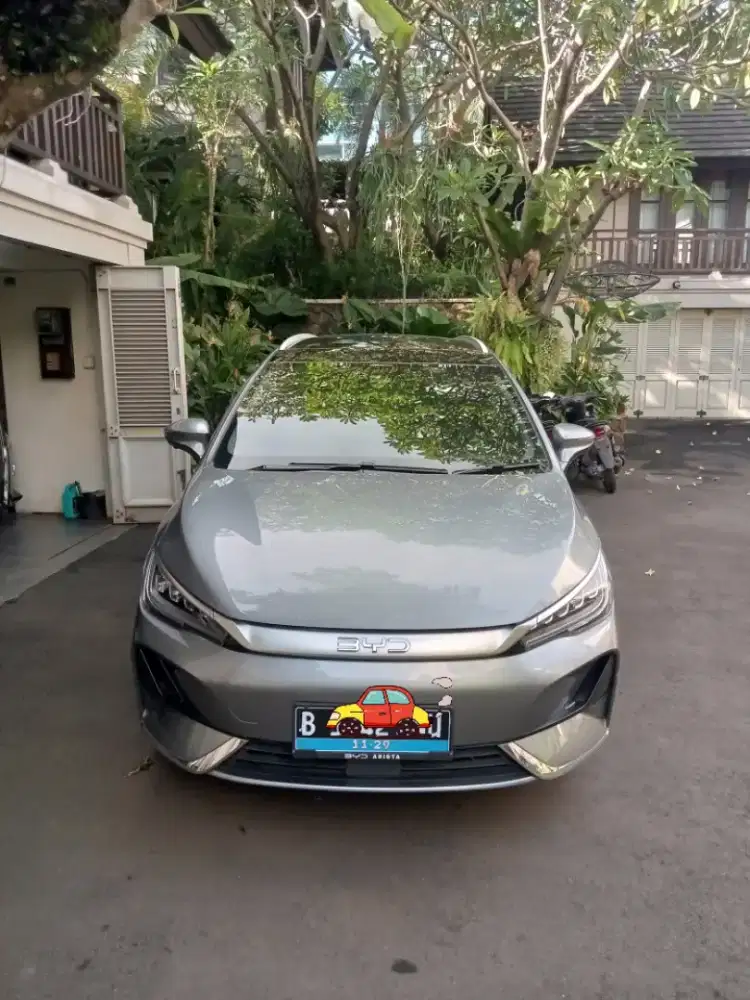 Mobil Byd m6 captain seat bagus pribadi