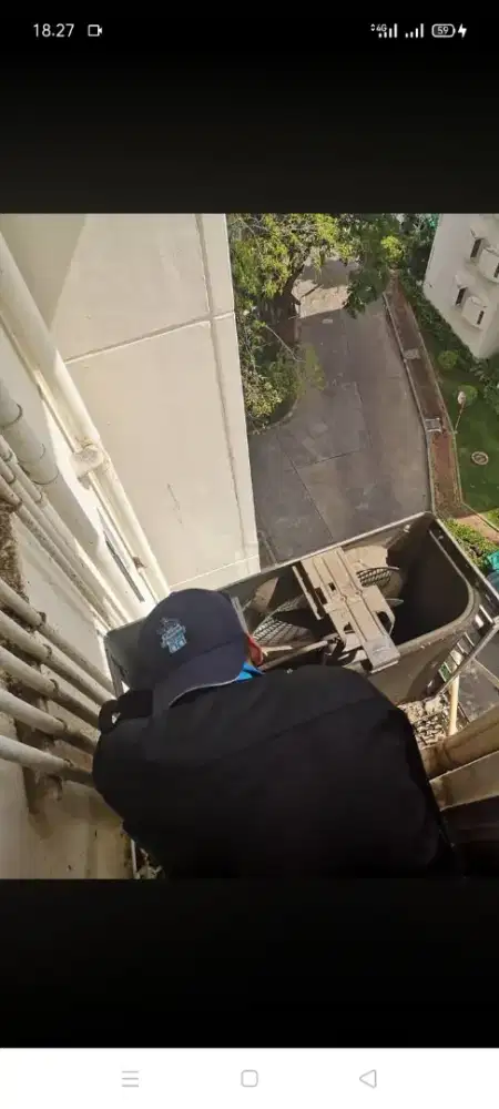 Servis AC kulkas mesin cuci kompa air dll bergaransi