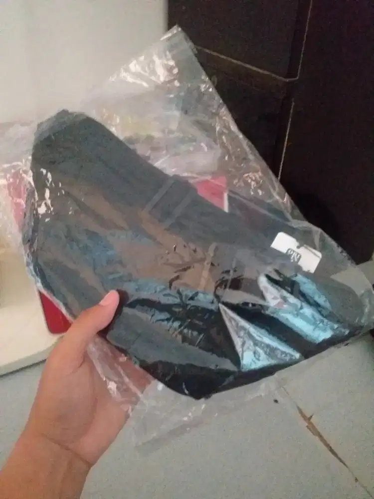 Waistbag pria hitam waterproof