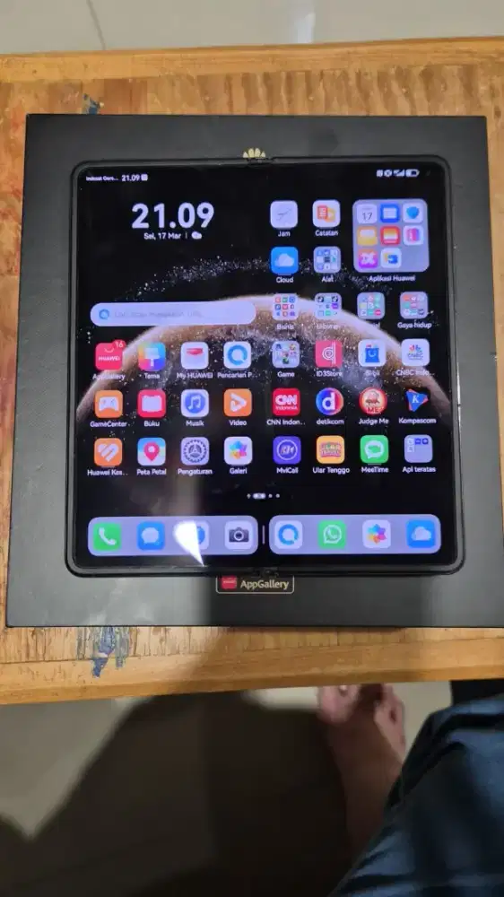 Huawei Mate X6 Nebula Black (hitam)