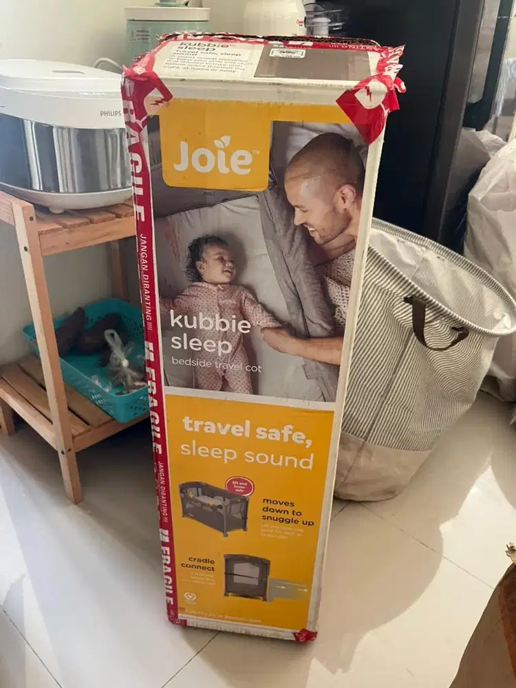 Babybox Joie Kubbie sleep