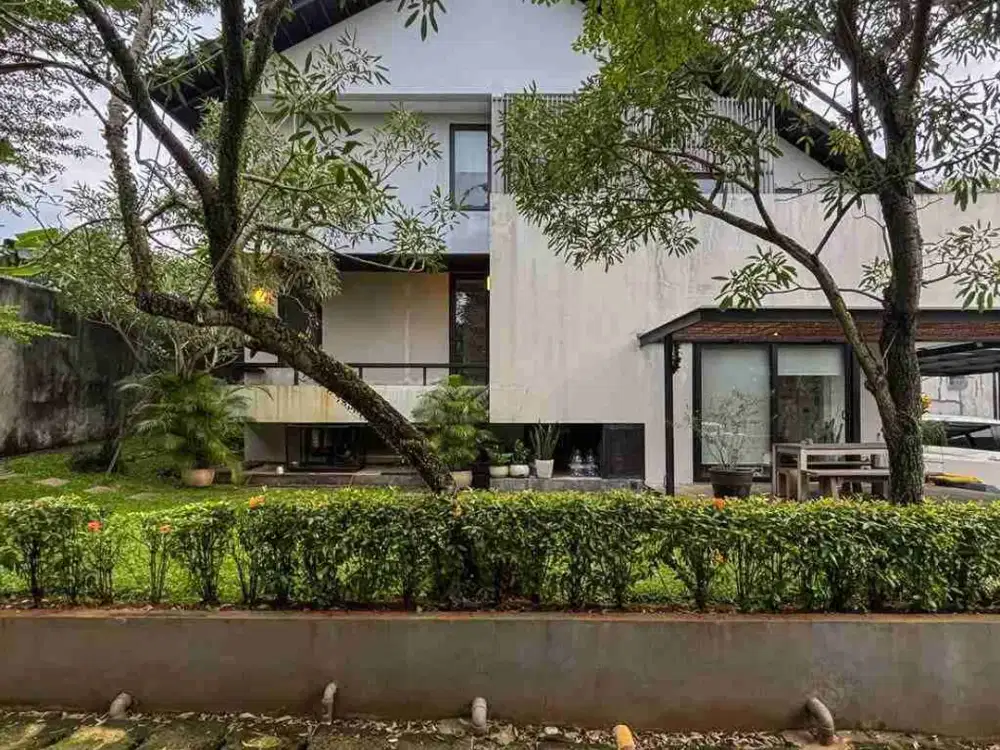 Rumah Mewah dijual strategis Pesanggrahan nego