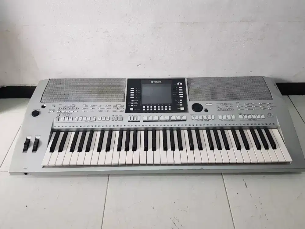 YAMAHA PSR S910