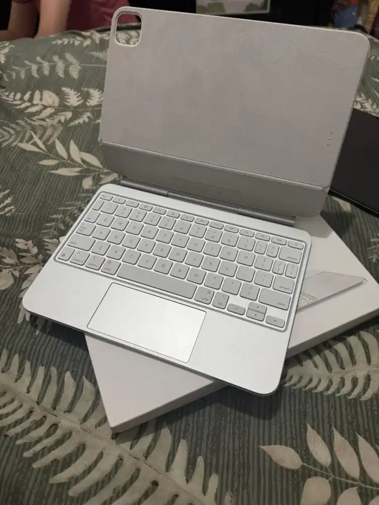 Apple Magic Keyboard for iPad pro M4 M5 11inch