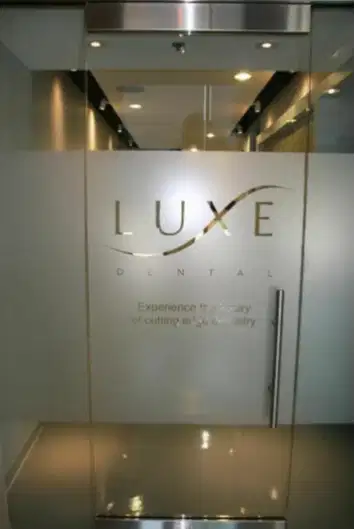 Sticker Kaca ice,kaca buram atau sunblast,cutting sunblast & kaca film