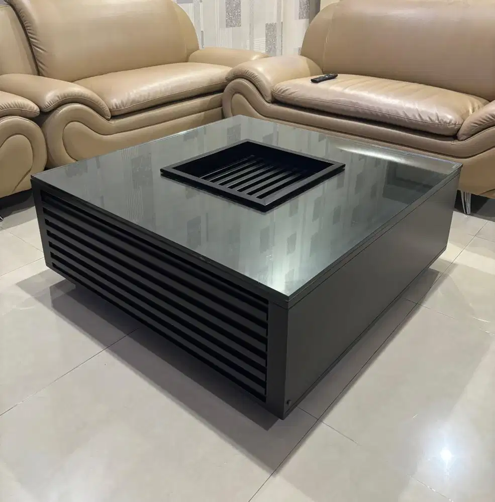 Coffee table / meja tamu
