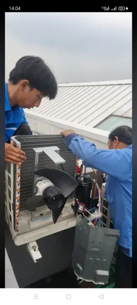 Servis AC kulkas mesin cuci kompa air dll bergaransi