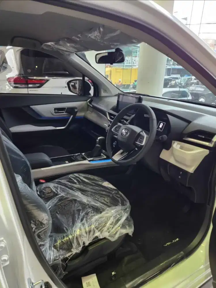 VELOZ V HYBRID PROMO 2026 KREDIT CICILAN