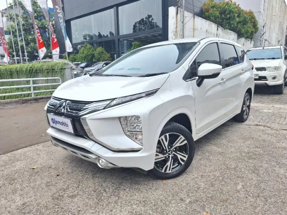 DP MURAH Mitsubishi Xpander 1.5 Sport Bensin-AT 2021 Putih CBRSB