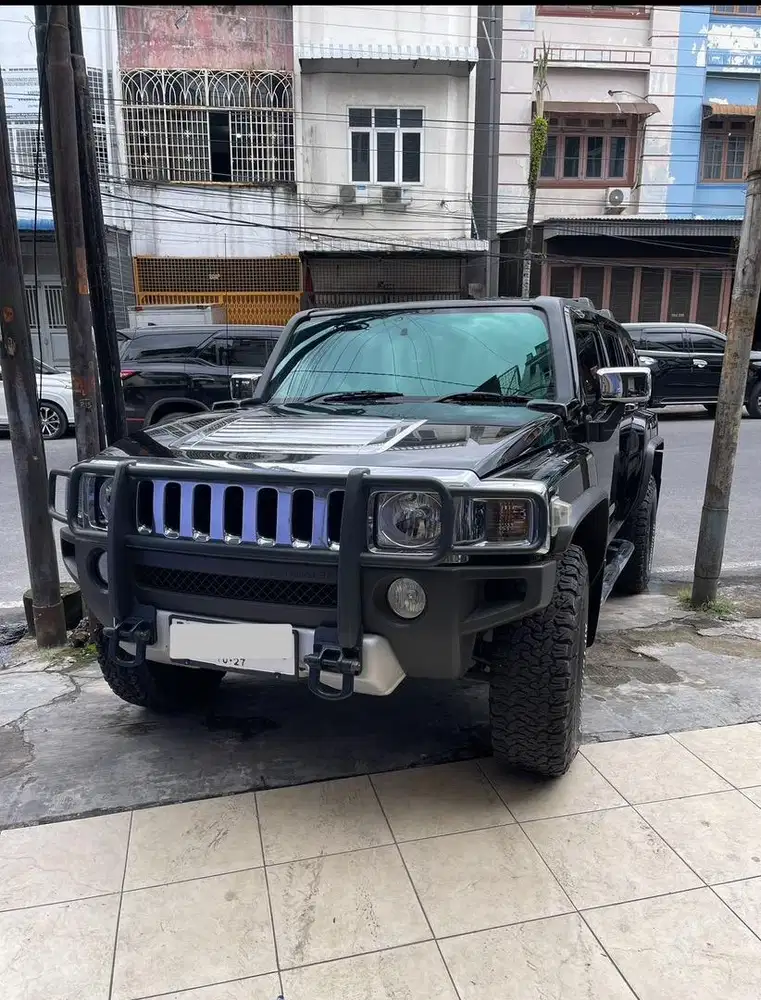 Jual Hummer H3, kondisi Mint , 2009, 82k
