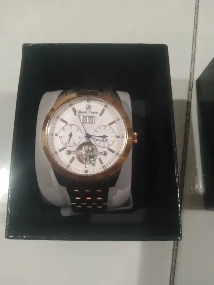 Ham tangan pria Royal Crown