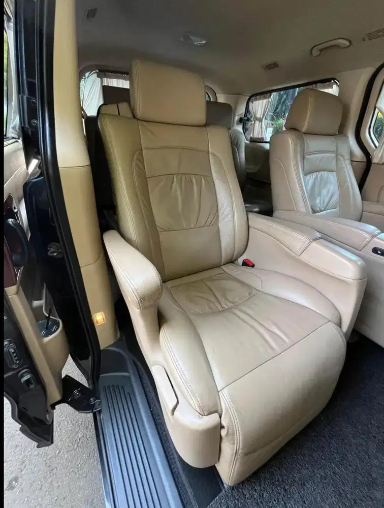 Hyundai H-1 2014 Diesel royale tipe tertinggi BU