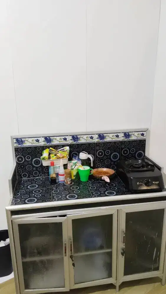 Meja Lemari Dapur