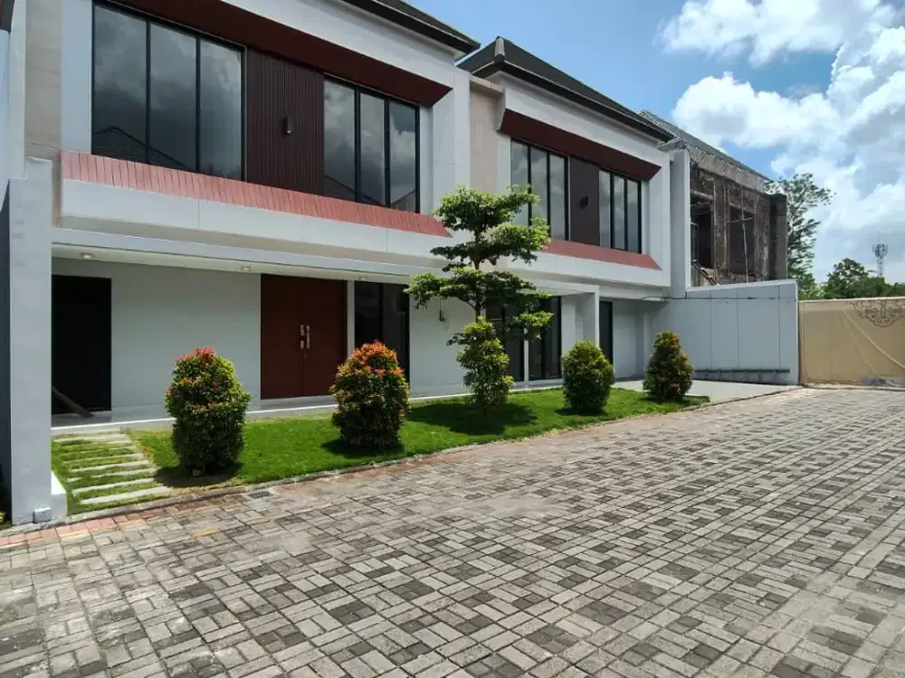 Rumah baru dalam perumahan di jalan kaliurang km 8 dekat kmpus UGM, UII