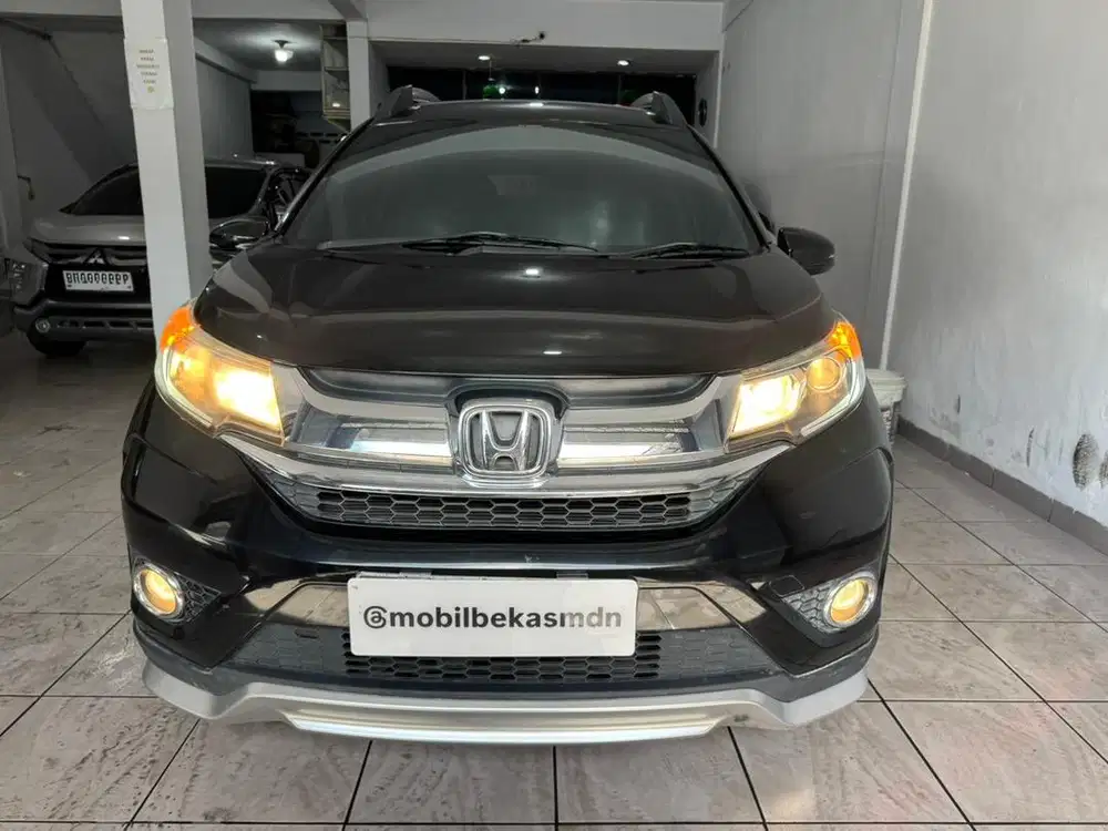 Tdp 28 Jt Honda BRV E Prestige Matic 2016 Hitam 1 Nama Service Record
