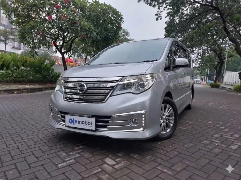 DP 5% Nissan Serena 2.0 HWS Autech Panaromic AT Silver CKMZB